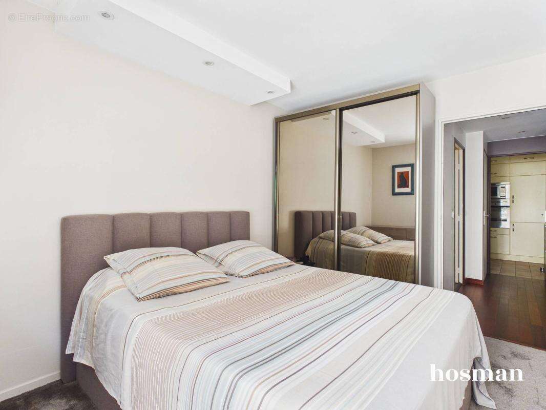 Appartement à PARIS-10E