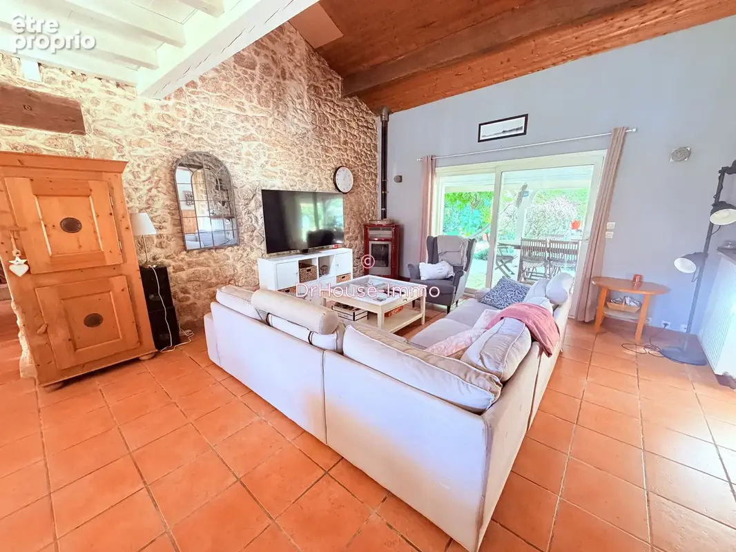 Maison 6 pièces 255 m² à vendre à Saint-Laurent-Medoc (33112) - photo 23