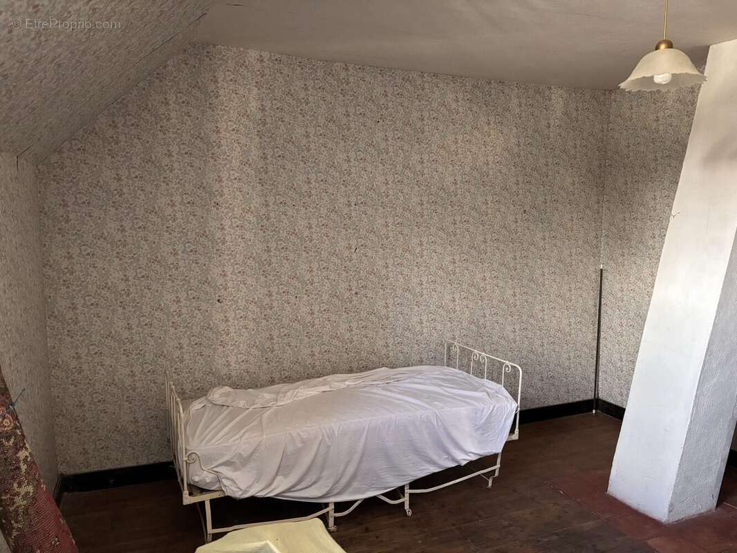 Maison à SILLE-LE-GUILLAUME