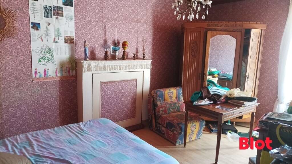 Maison 155 m² à Saint-Sulpice-La-Foret  - photo 6