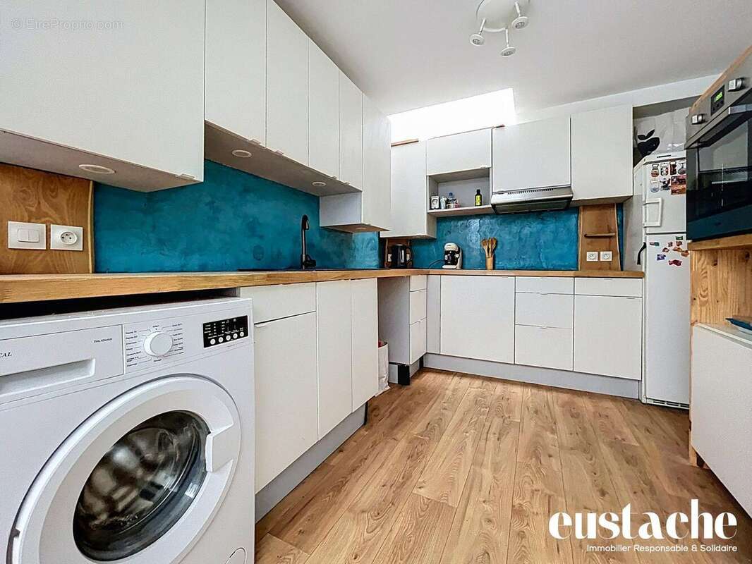 Appartement à PARIS-11E