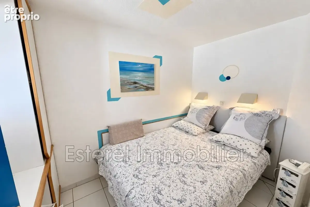 Appartement 2 pièces 27 m² à vendre à Cannes (06400) - photo 2