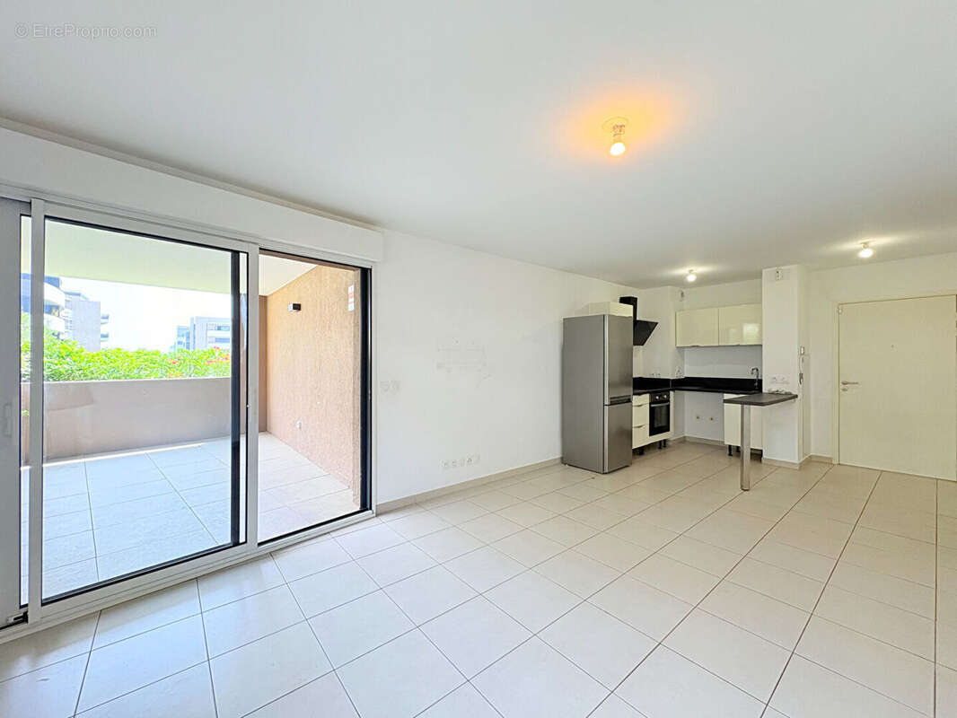Appartement à VILLENEUVE-LOUBET