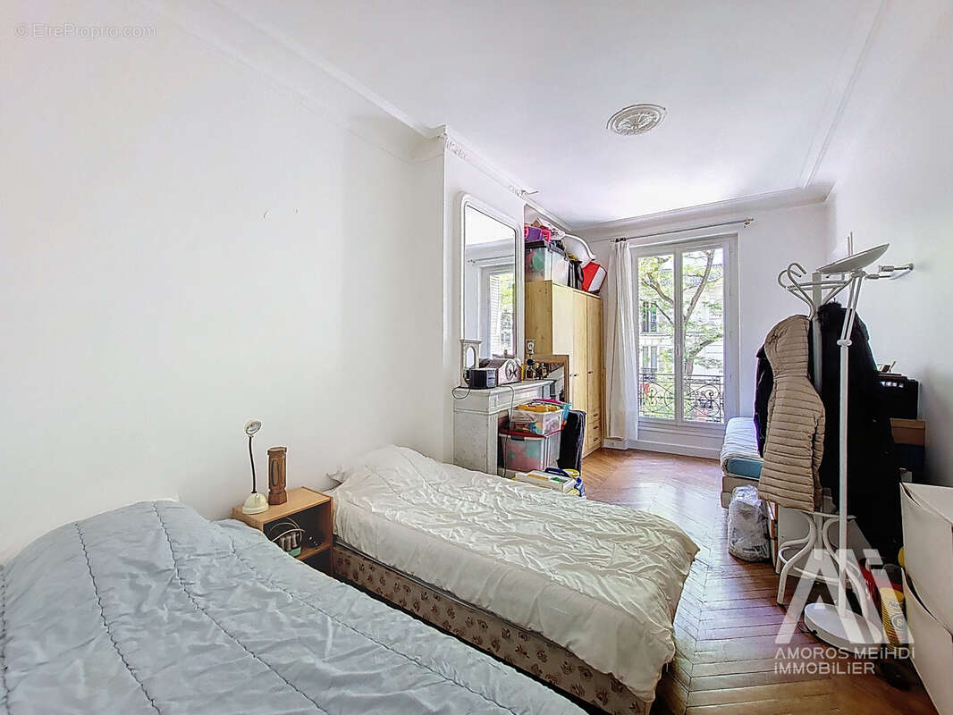 Appartement à PARIS-19E