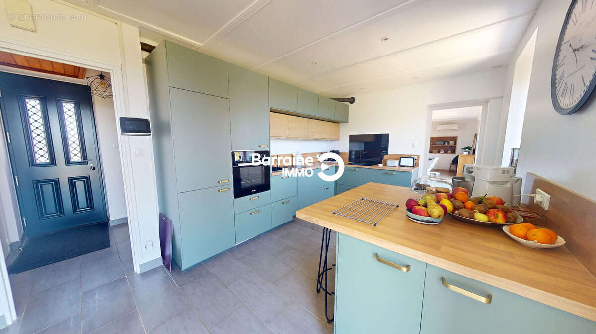 Maison à LE DRENNEC