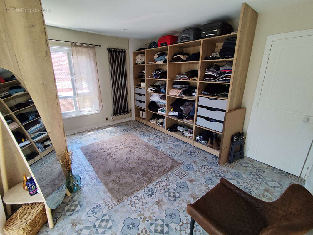 Maison à CUISE-LA-MOTTE