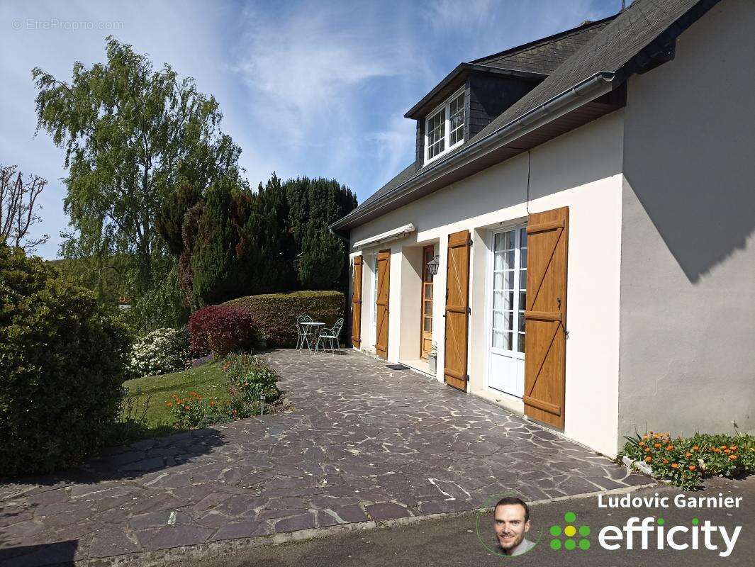 Maison à MORTAIN