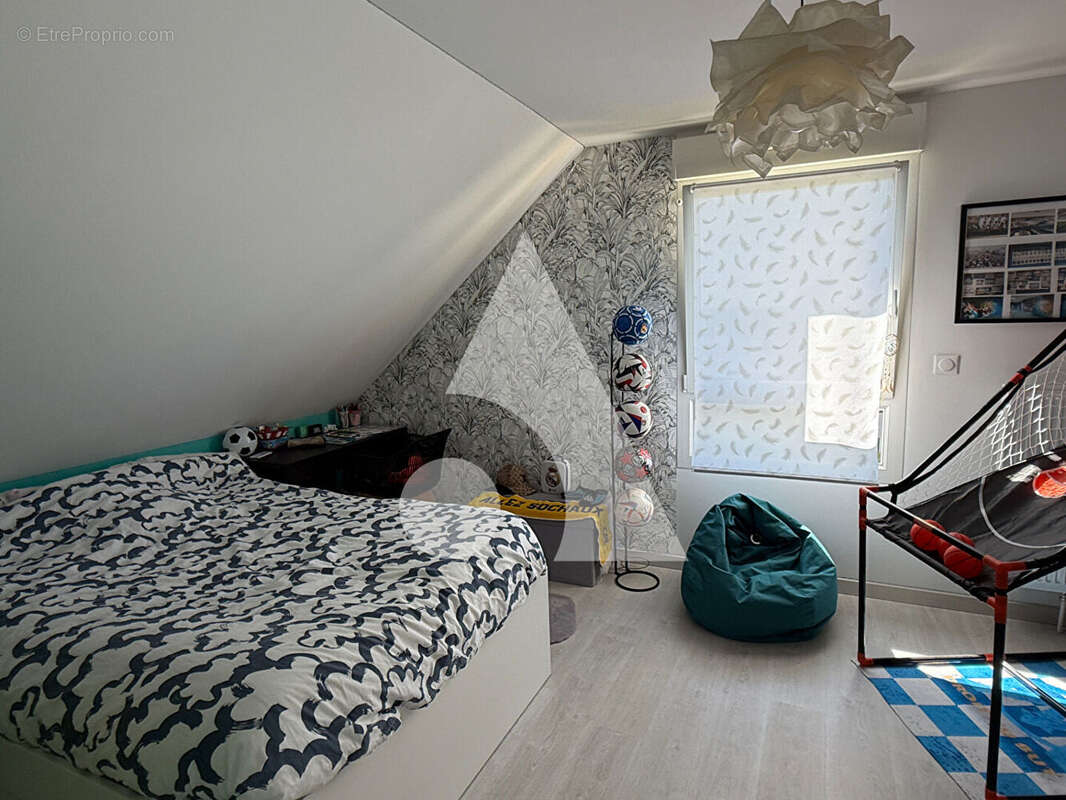 Maison à MONTBOUTON