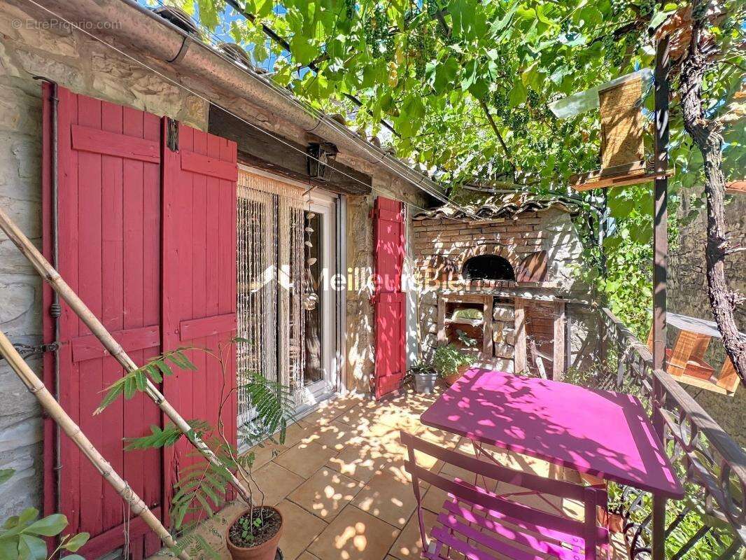 Sud Ardèche – Beaulieu – Maison en pierre  110 m2 habitables - photo 3