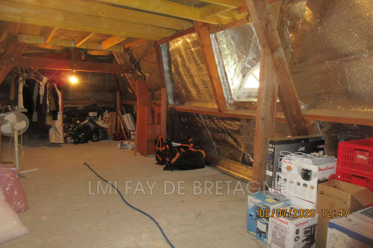 Maison 202 m² à Saint-Nicolas-De-Redon  - photo 8