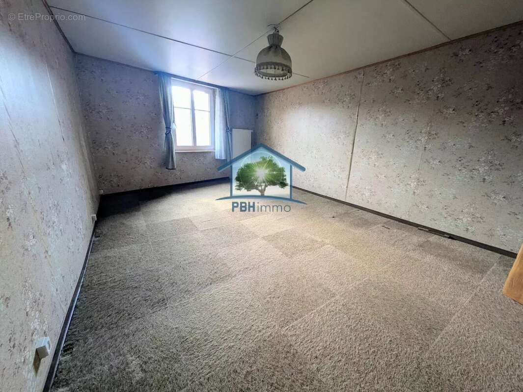 Maison à OBERMODERN-ZUTZENDORF