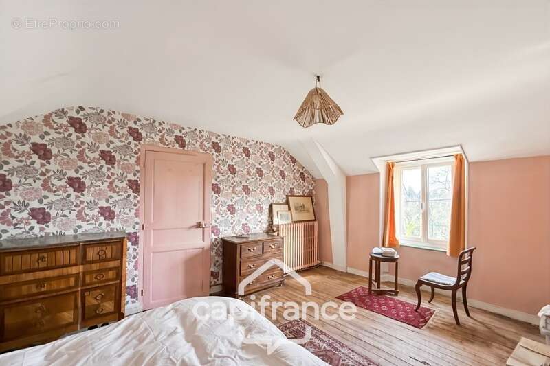 Maison à NOYAL-PONTIVY