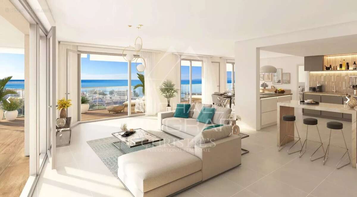 Appartement à SAINT-LAURENT-DU-VAR