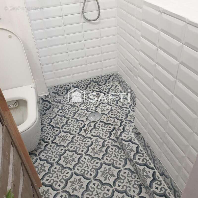 Photo 8 - Appartement à PARIS-18E