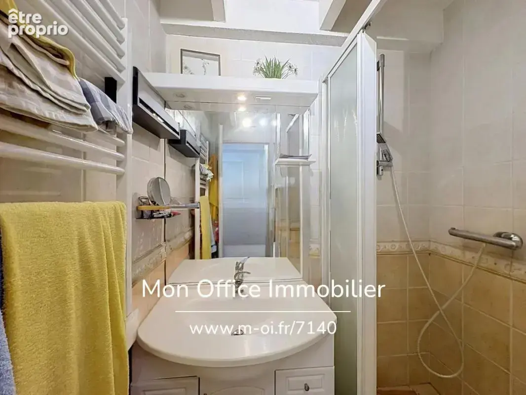 Référence : 7140-les - mazet t3 vue mer & collines dans résidence calme avec piscine à cavalaire sur mer - photo 12