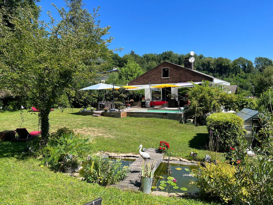 Maison à ALBY-SUR-CHERAN
