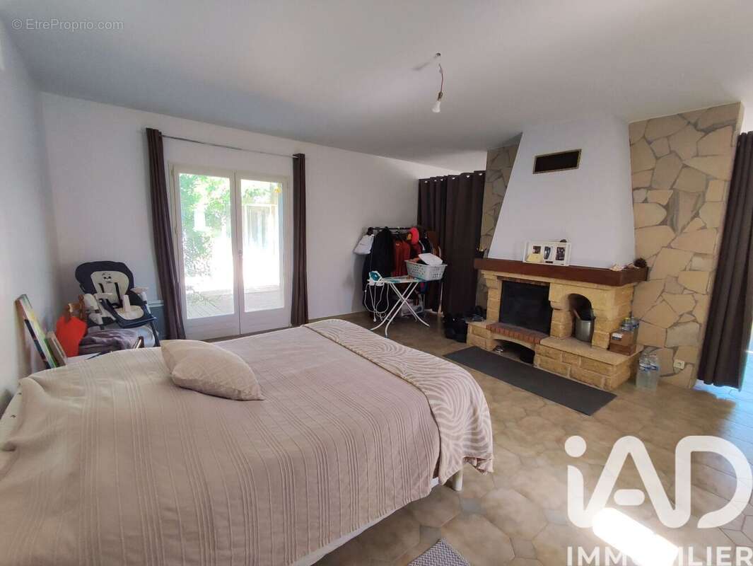 Maison 265 m² à Gabian  - photo 5