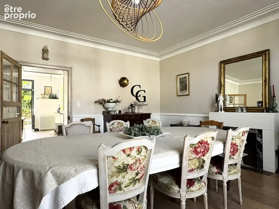 Maison 8 pièces 246 m² à vendre à La Regrippiere (44330) - photo 2