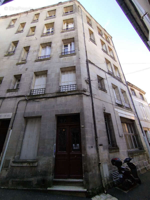 Appartement à COGNAC