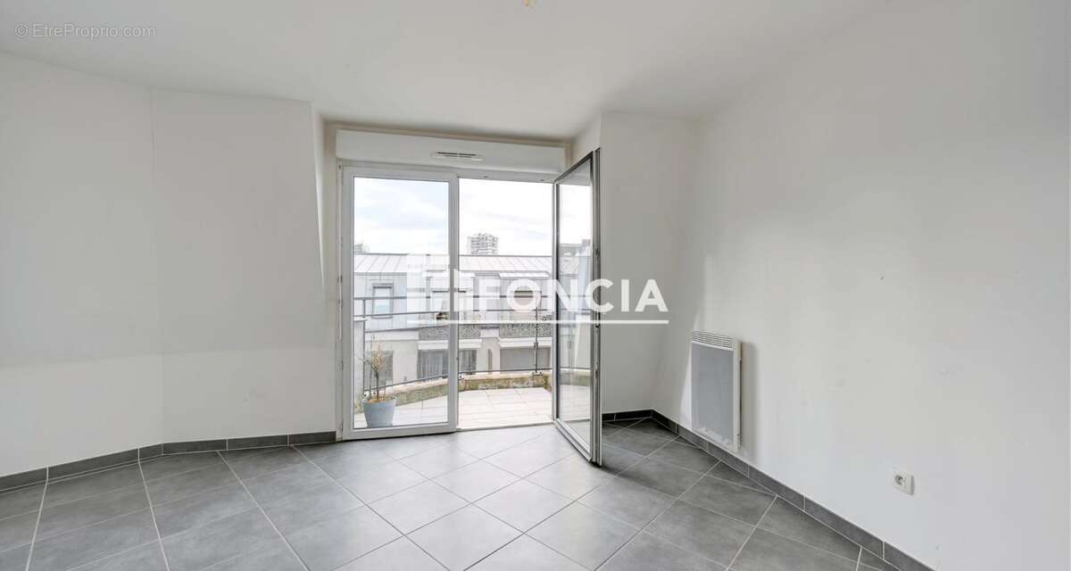 Appartement à CHATILLON