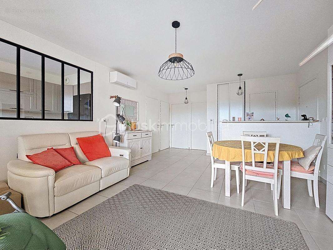 Appartement à COLOMBIERS