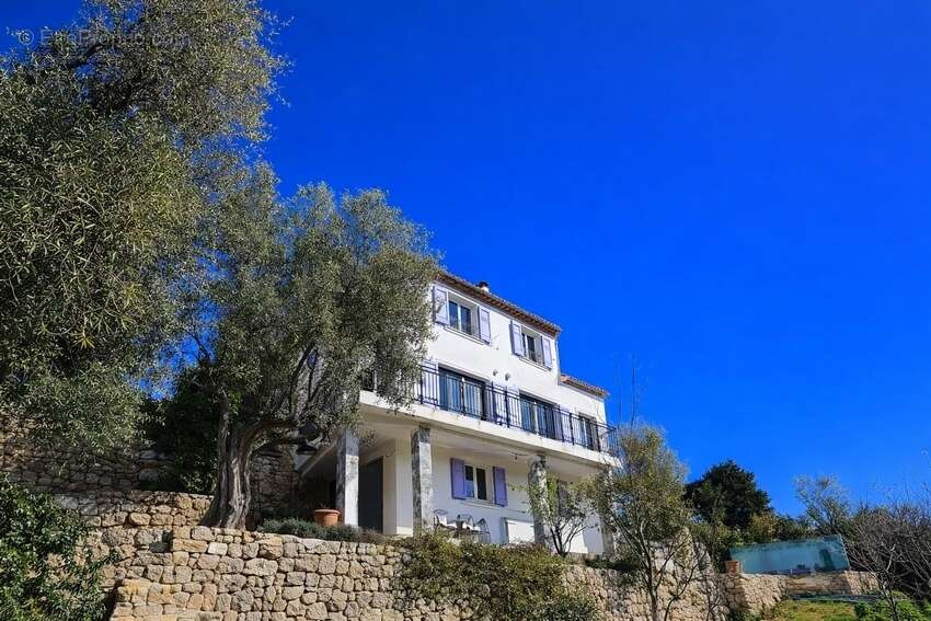 Maison 6 pièces / 130 m² / 519 000 EUR / BARGEMON - photo 16