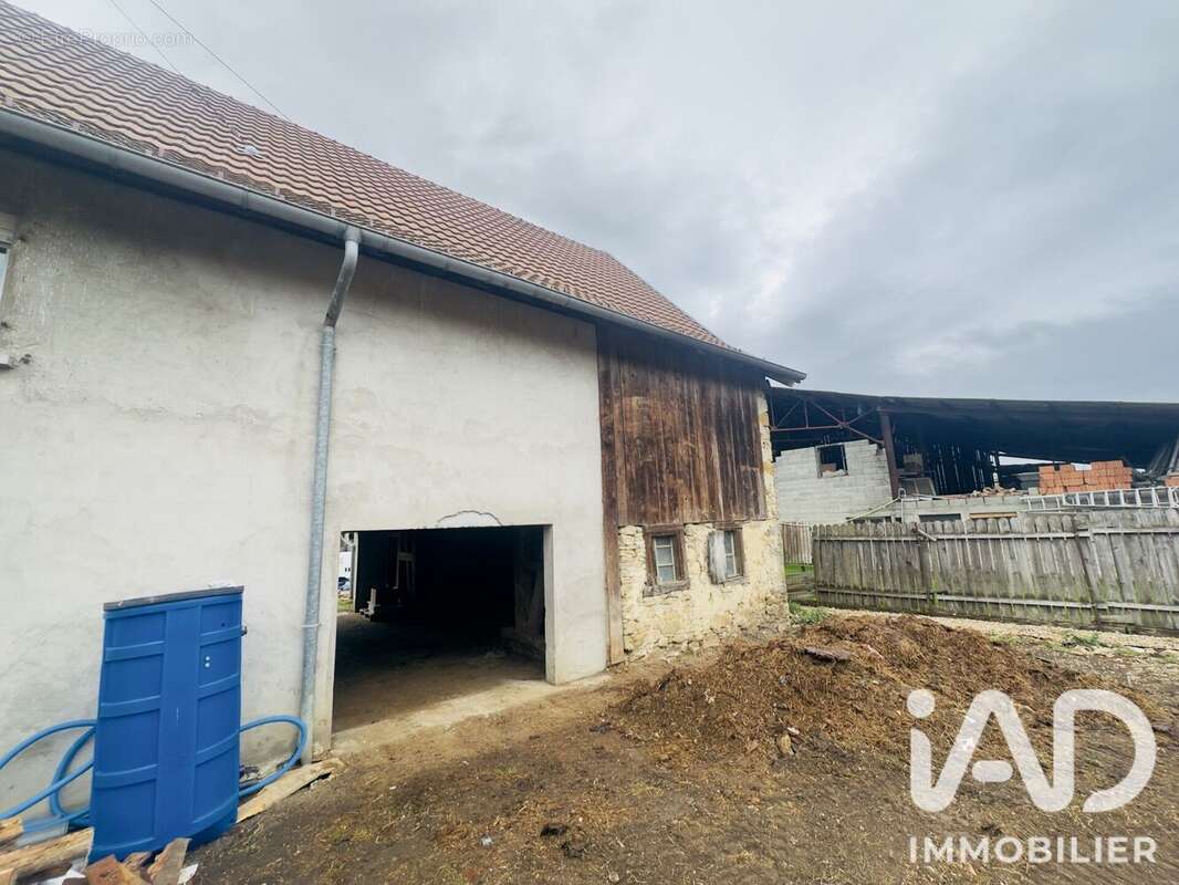 Maison 80 m² à Courtavon  - photo 2