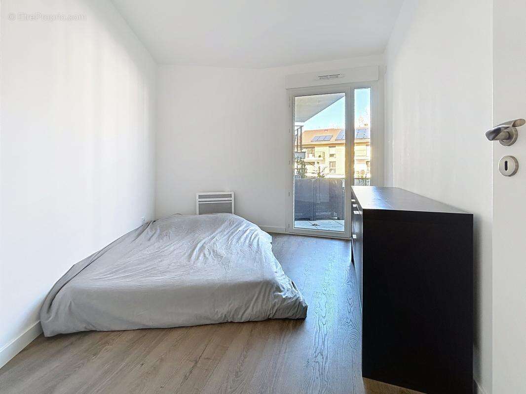 Appartement à VALLEIRY