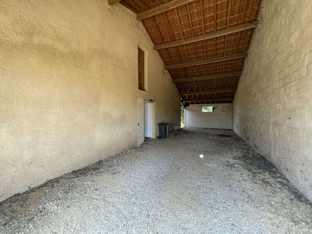 Maison à VILLENEUVE-TOLOSANE