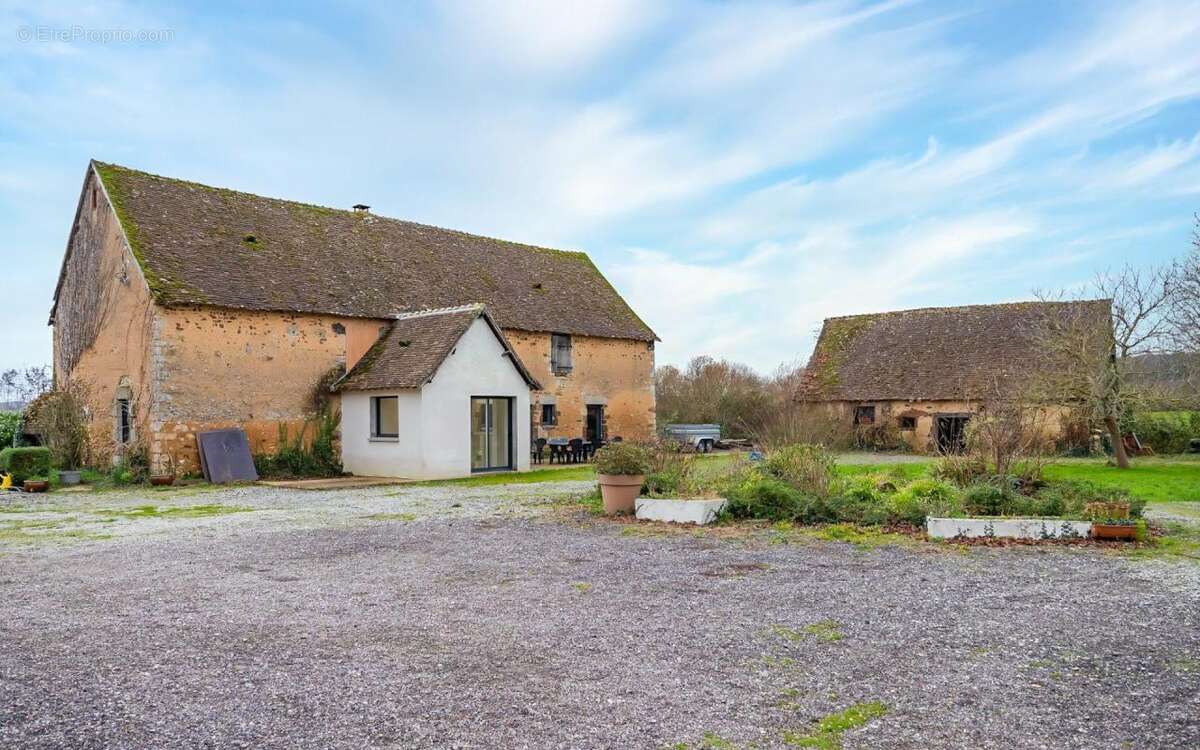 Maison à SAINT-JEAN-D'ASSE