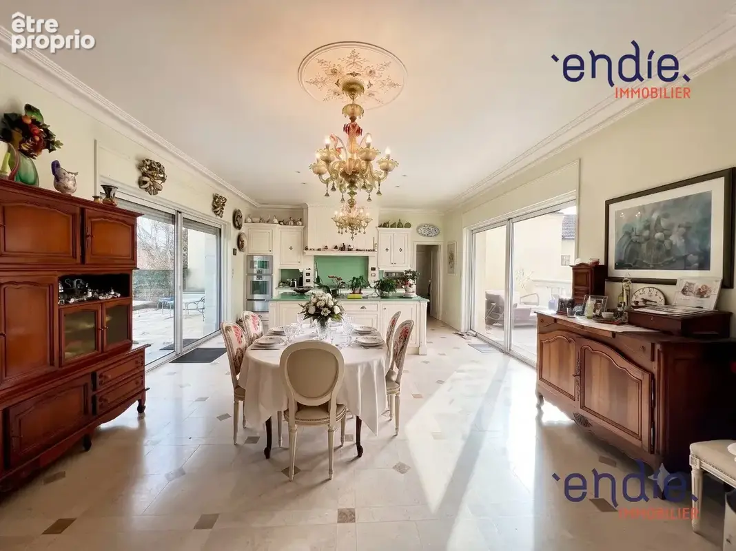 Maison 8 pièces 521 m² à vendre à Saint-Georges-Les-Baillargeaux (86130) - photo 6