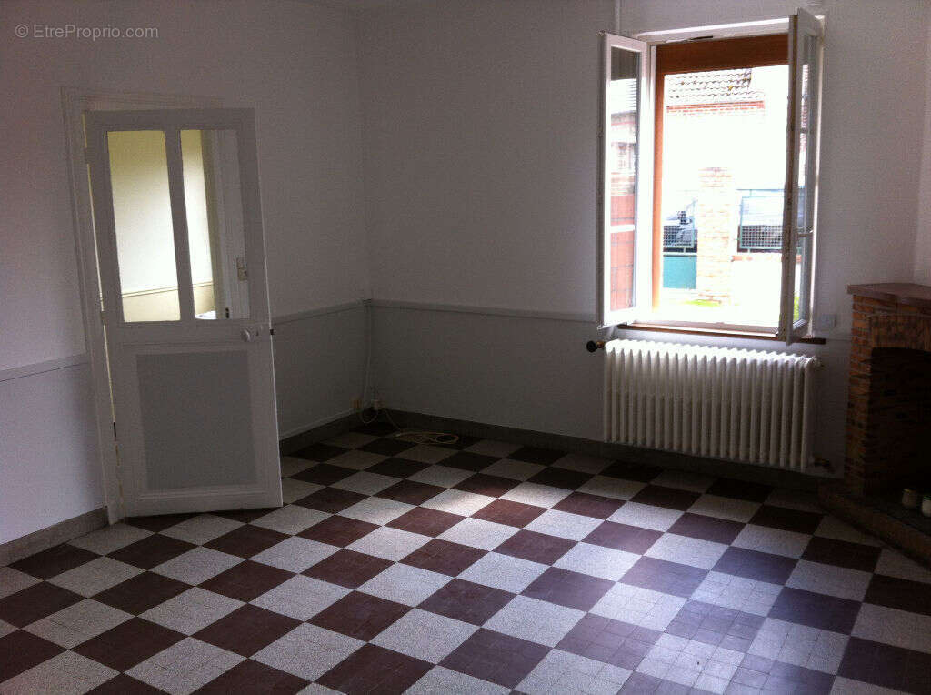 Maison à LAMOTTE-BEUVRON