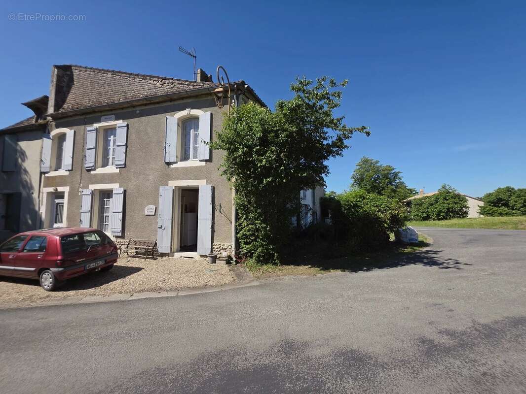 Maison à SOUMENSAC