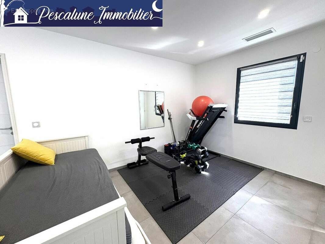 Maison à SAINT-SERIES