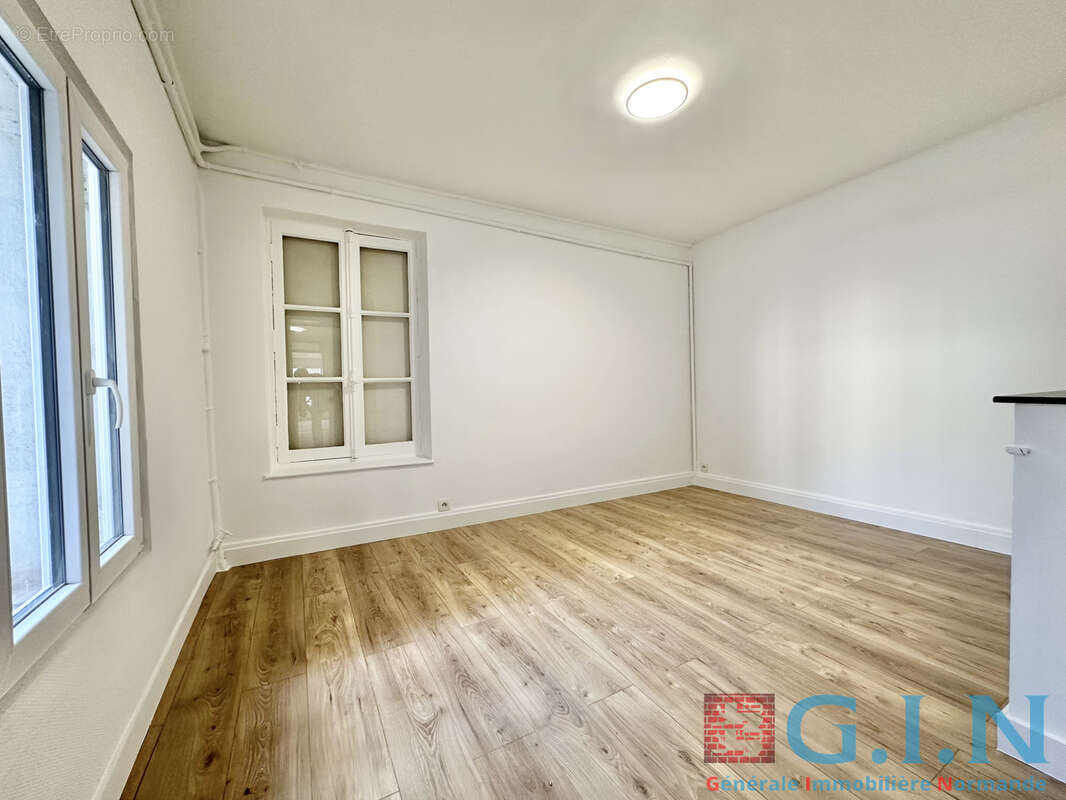 Rouen secteur prefecture / place du vieux-marche / appartement 4 chambres - photo 10