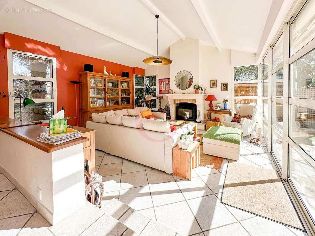 Maison à BOURG-LA-REINE