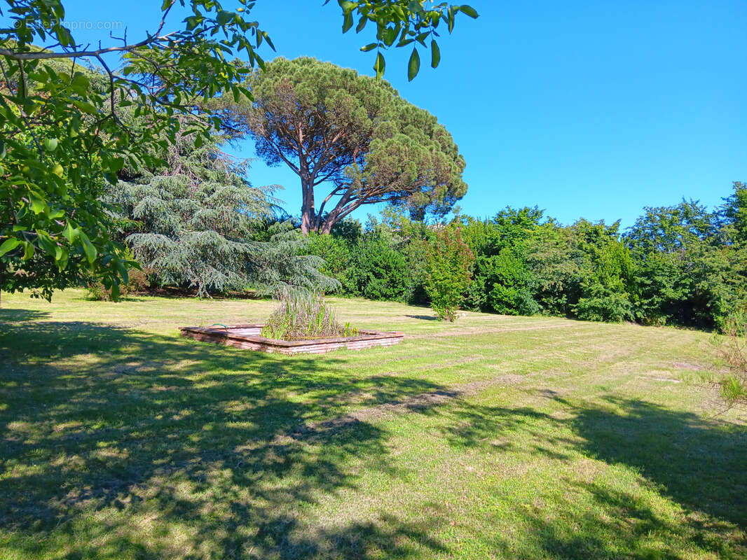 Maison à GRATENTOUR