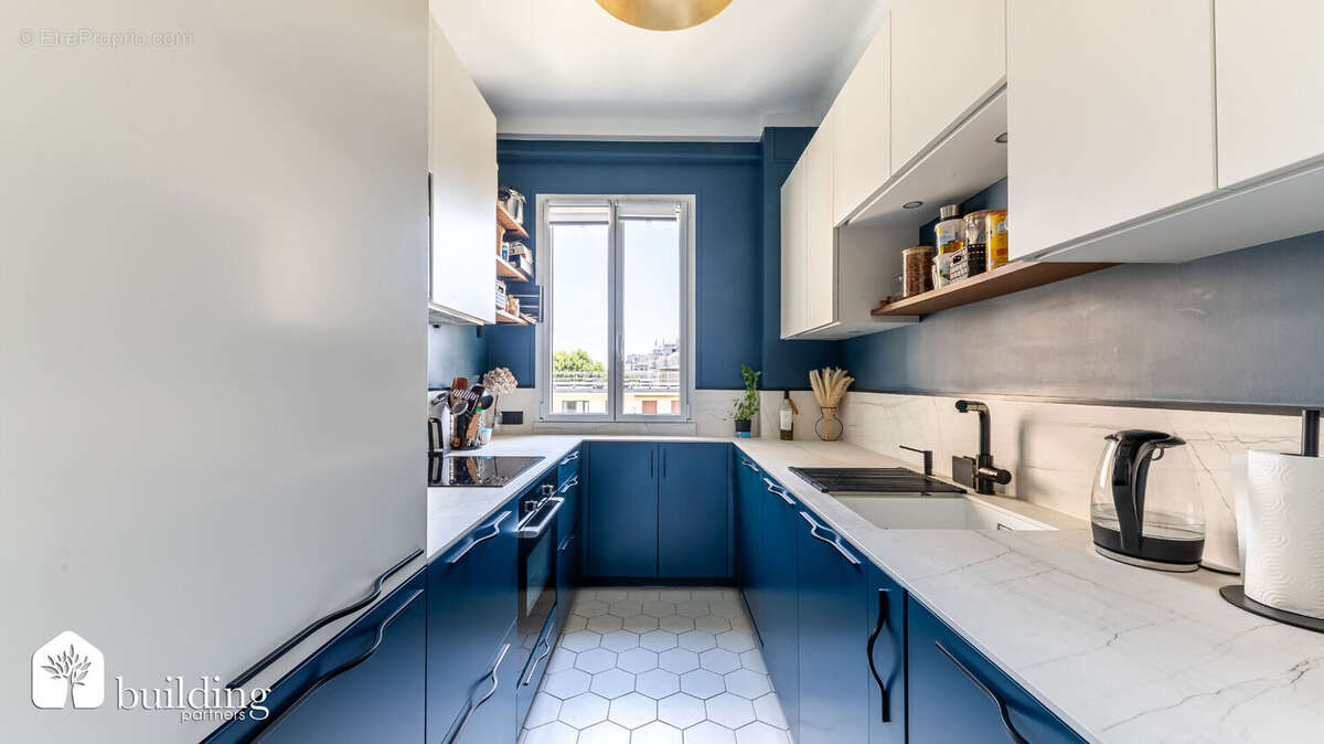 Appartement à NEUILLY-SUR-SEINE