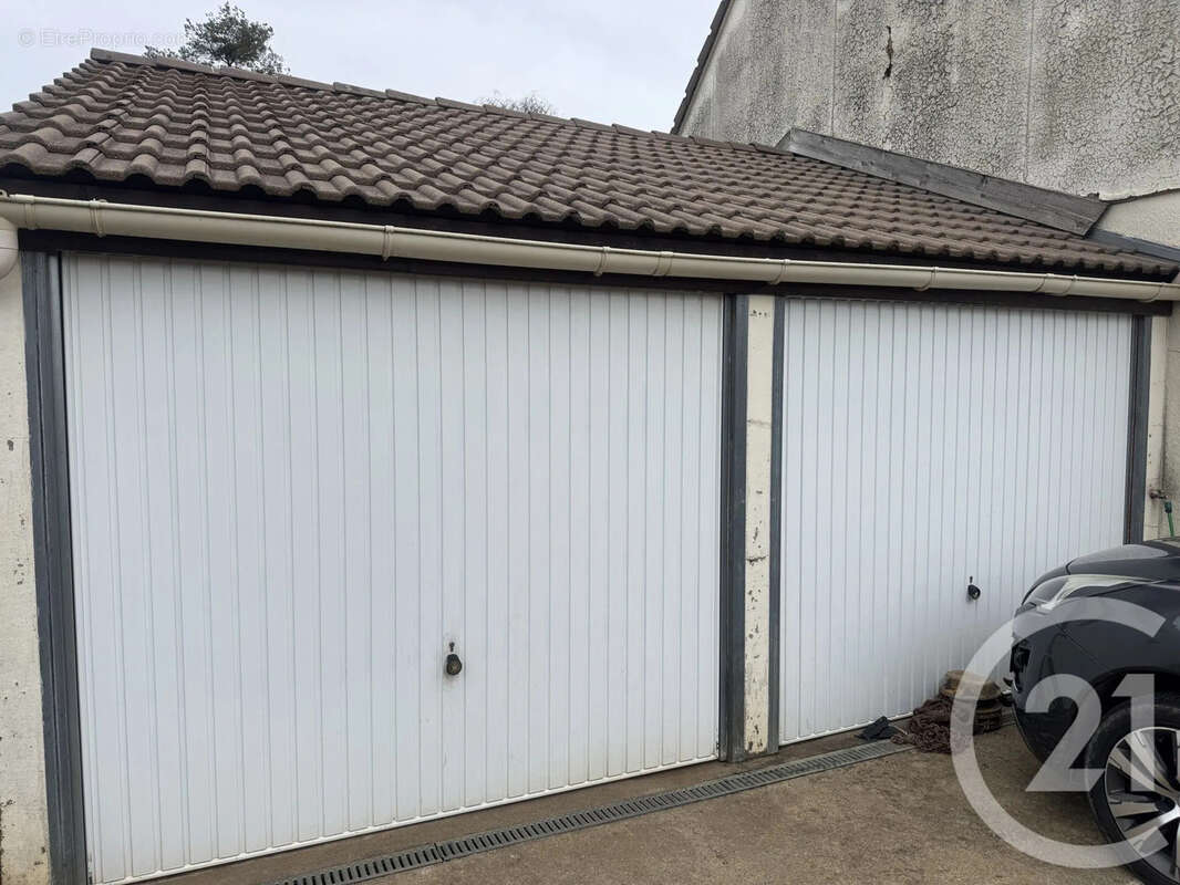 Maison à LUCY-SUR-YONNE