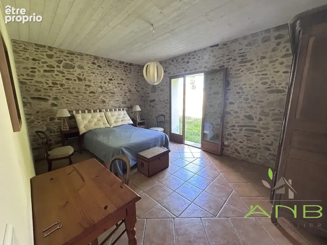 Maison 7 pièces 220 m² à vendre à Le Lindois (16310) - photo 6
