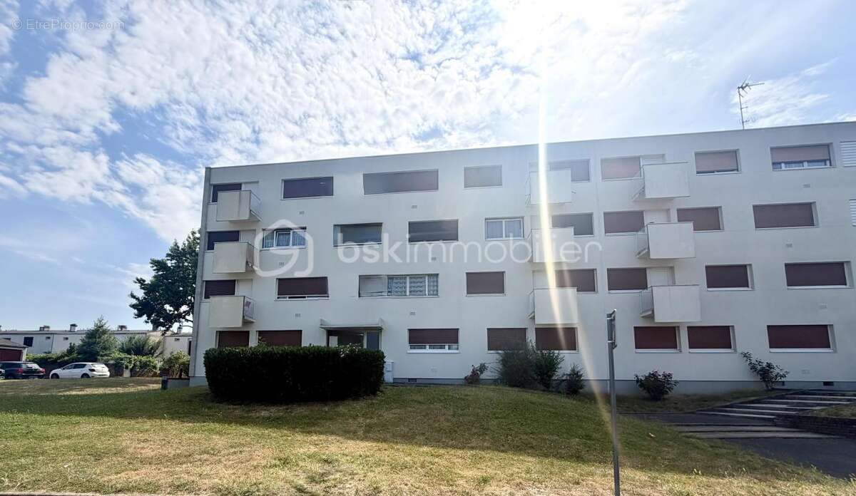 Appartement à QUINCY-SOUS-SENART