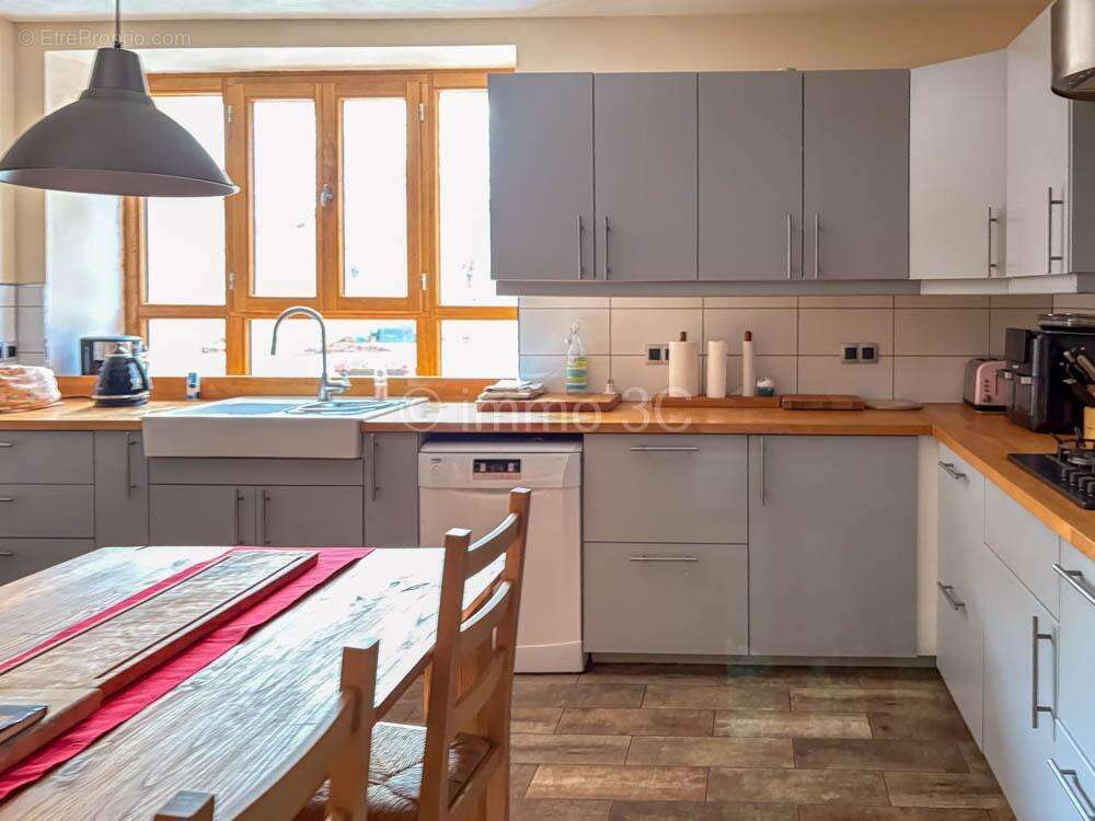 Maison à SAUZE-VAUSSAIS