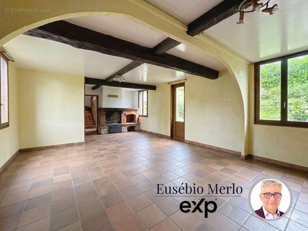 Maison à GRANDVILLIERS