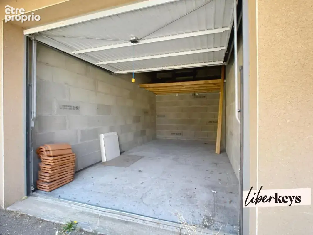 Caluire-et-Cuire – Vernay  Maison de ville 93 m² – 3 chambres – jardin - 1 box & 1 place de stationnement - photo 10