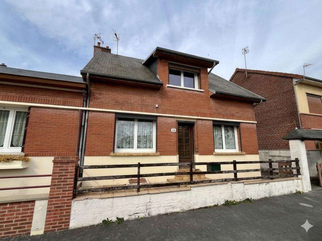 Maison à TERGNIER