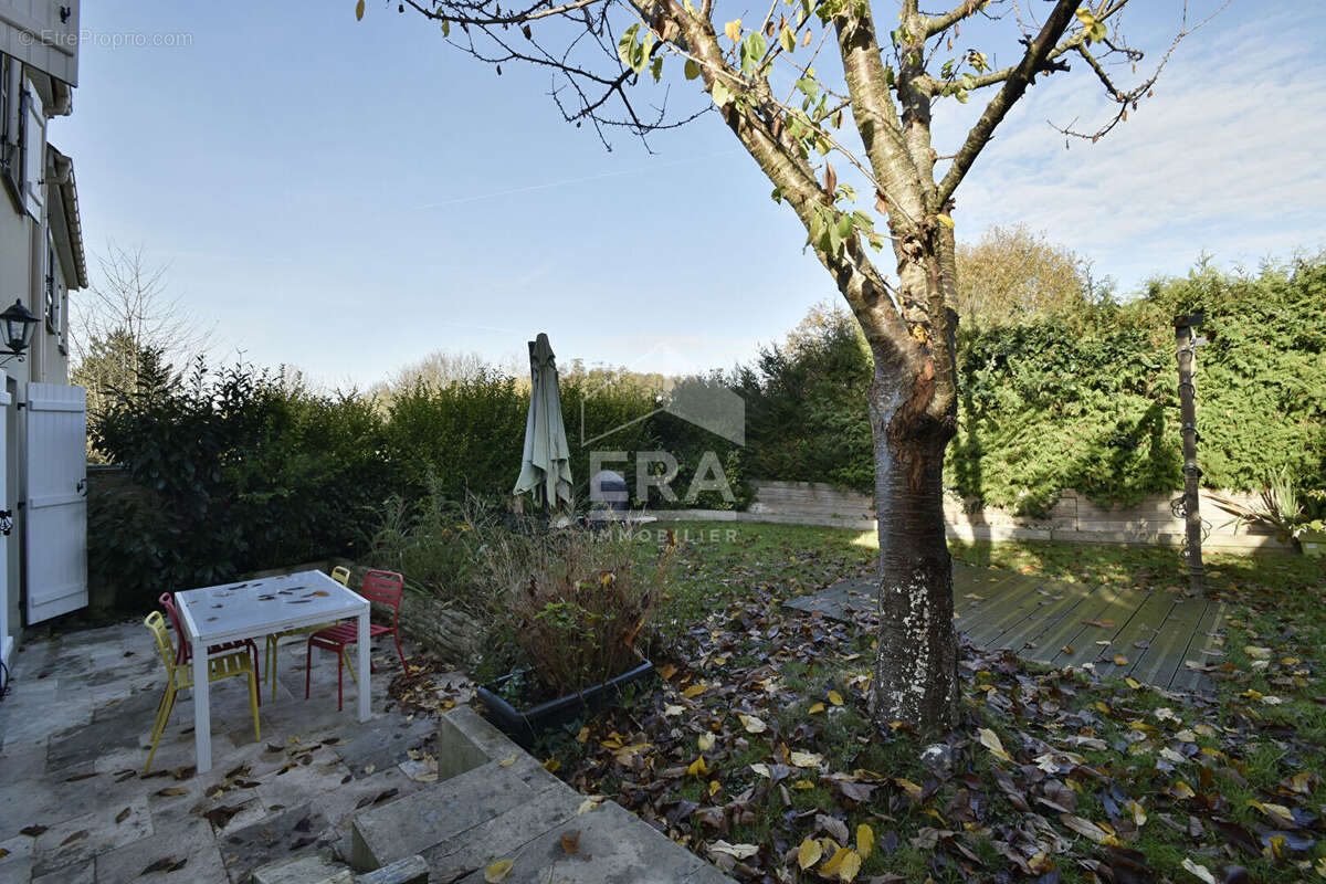 Maison à VILLIERS-SAINT-FREDERIC