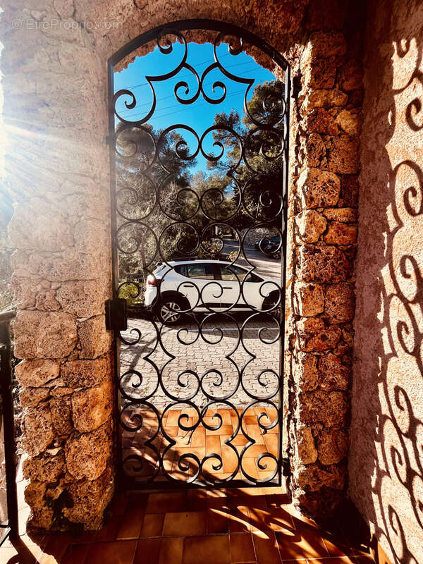 Maison à MENTON