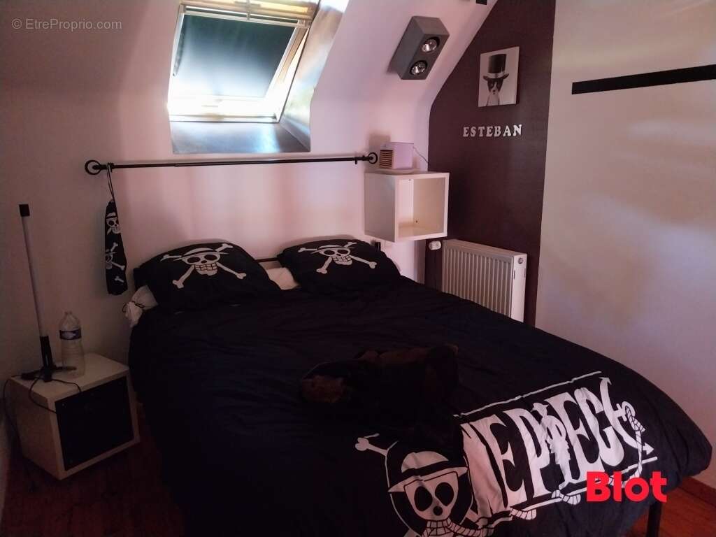 Maison 195 m² à Le Chatellier  - photo 9