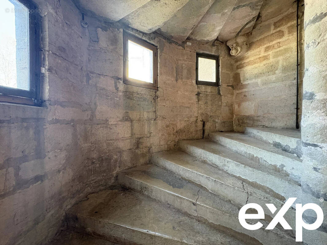 Appartement à MARNAY