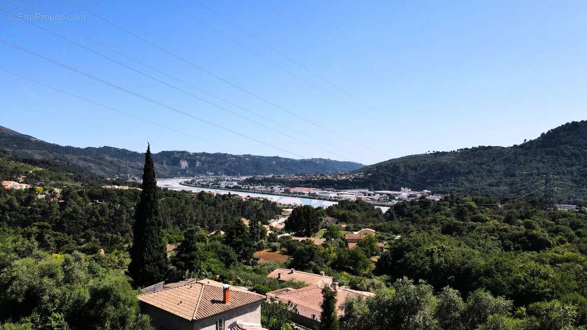 Maison à SAINT-MARTIN-DU-VAR